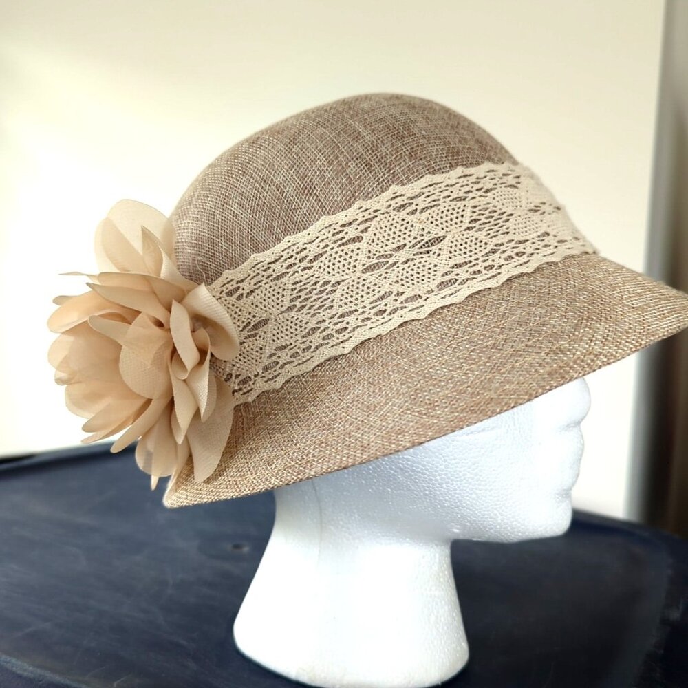 Angela & William Hat One Size Women's Beige Style #CL2265 Adjustable NEW-lp